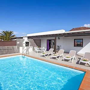 Lucia Villa
